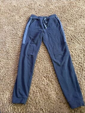 lululemon athletica Men's Joggers with Light gray Side Panels